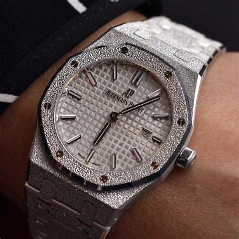 audemars piguet snow royal oak